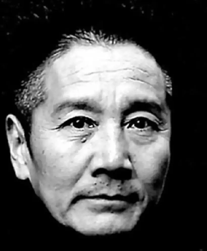 アーティスト 長谷川章